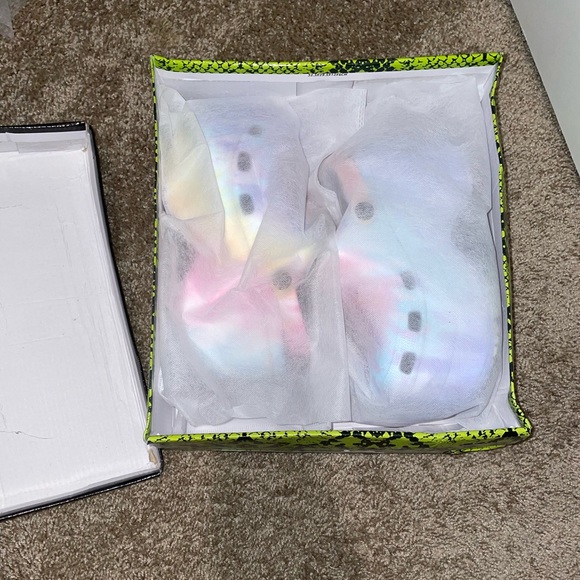 Cape Robbin Platform Crocs NWT - Picture 5 of 9